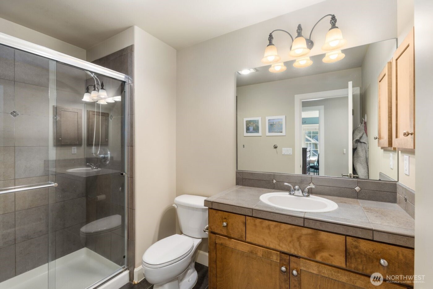 27520 SE 31st Place , Sammamish, WA 98075