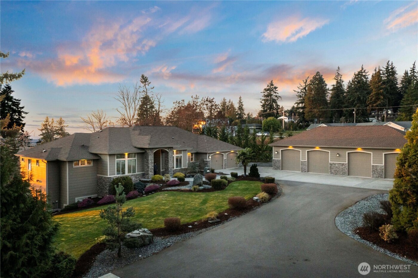 518 64th Avenue Ct East , Fife, WA 98424