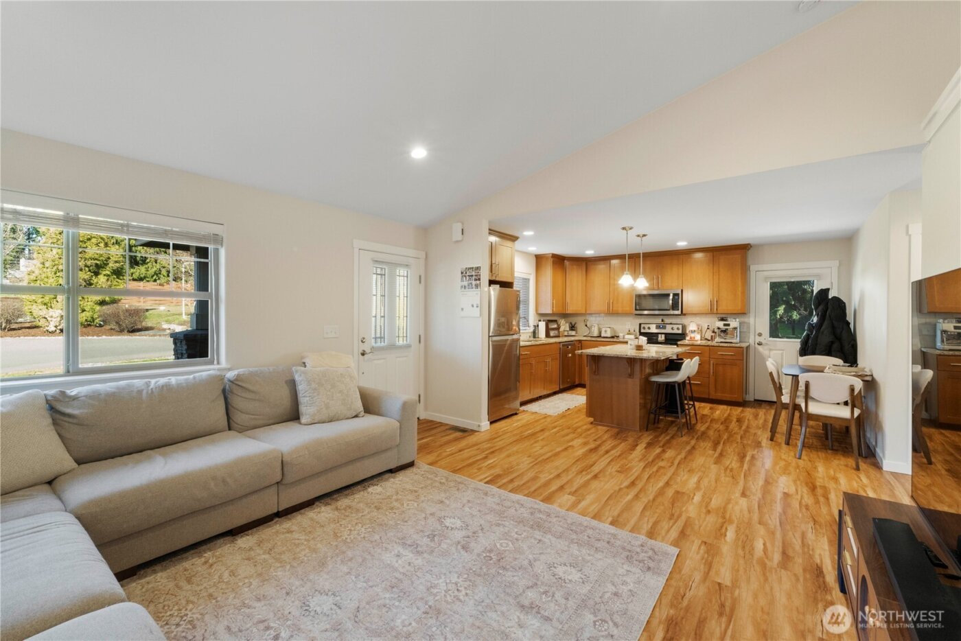 518 64th Avenue Ct East , Fife, WA 98424