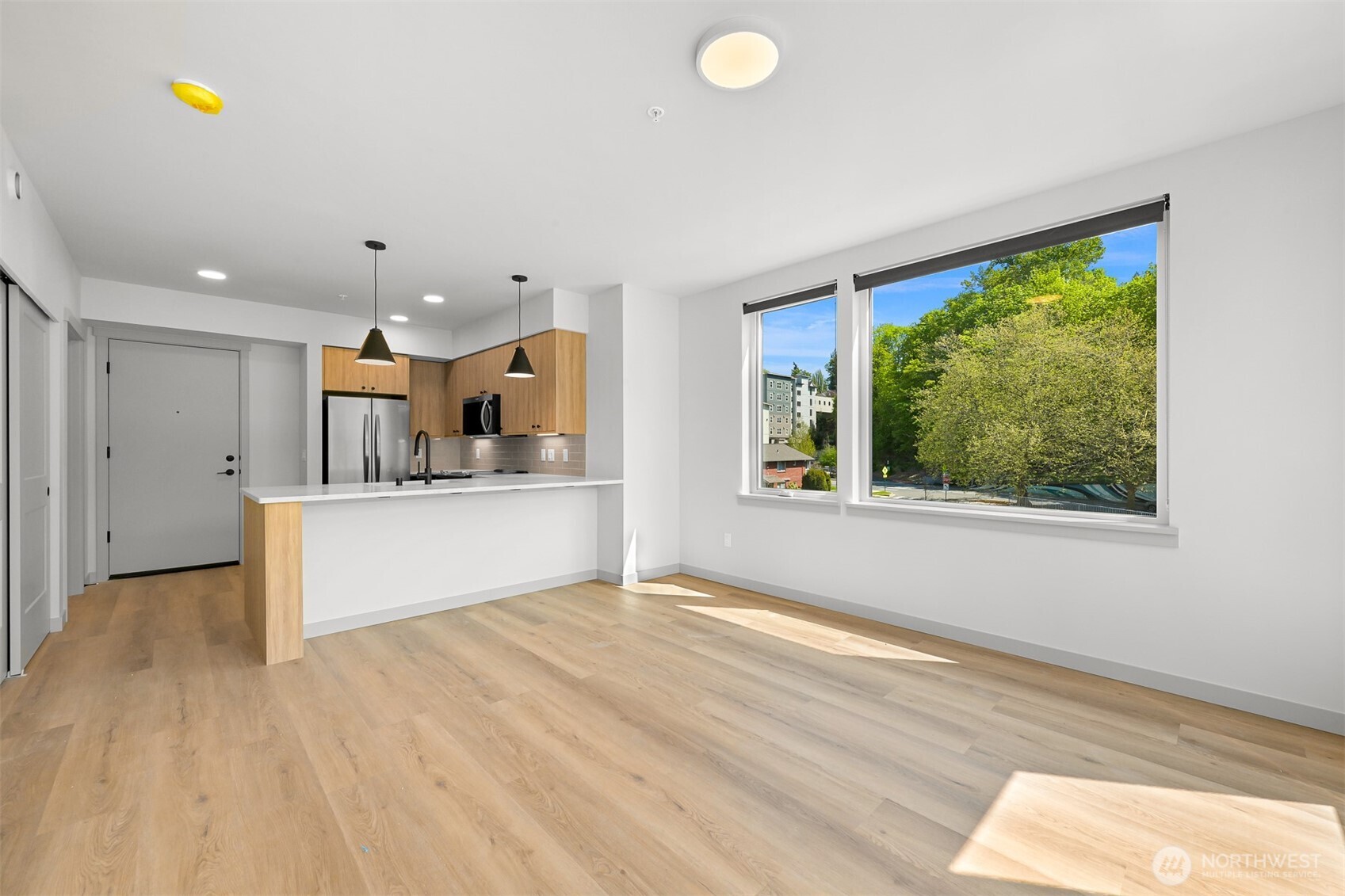 820 N State Street #521, Bellingham, WA 98225