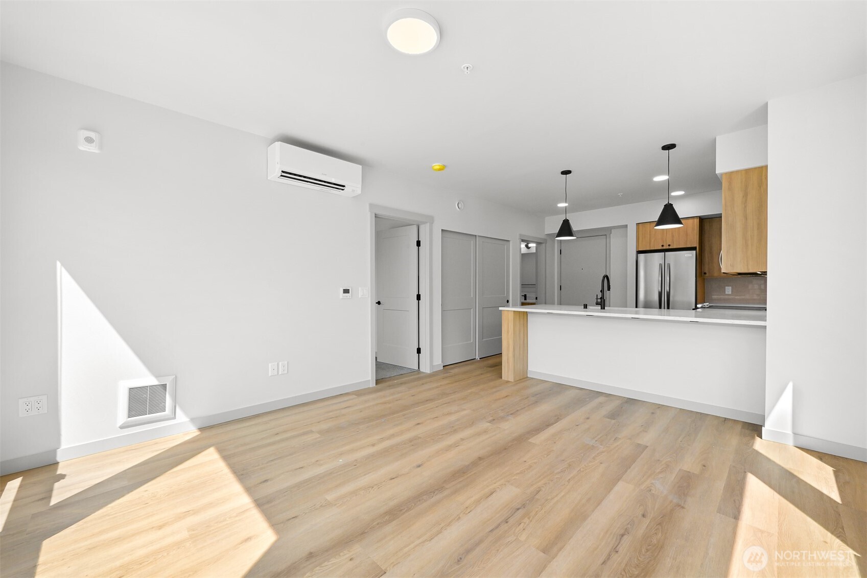 820 N State Street #521, Bellingham, WA 98225
