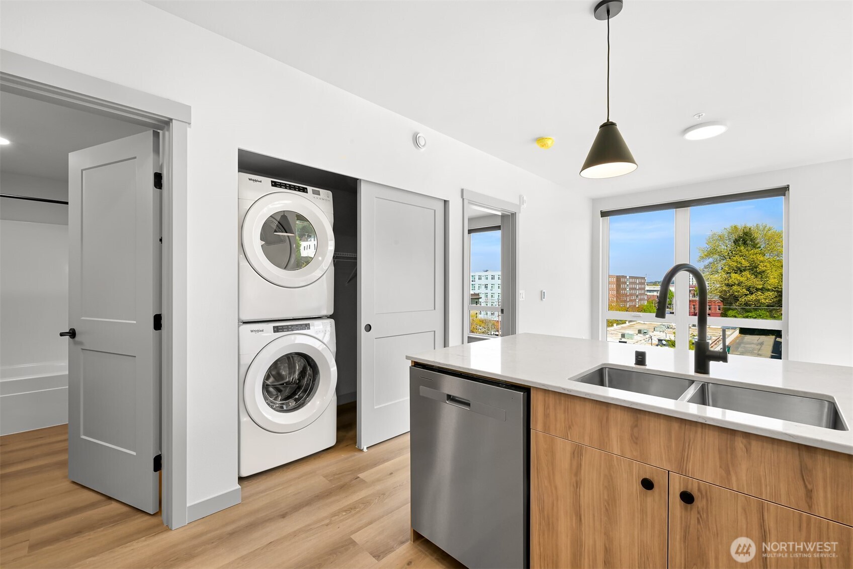 820 N State Street #520, Bellingham, WA 98225