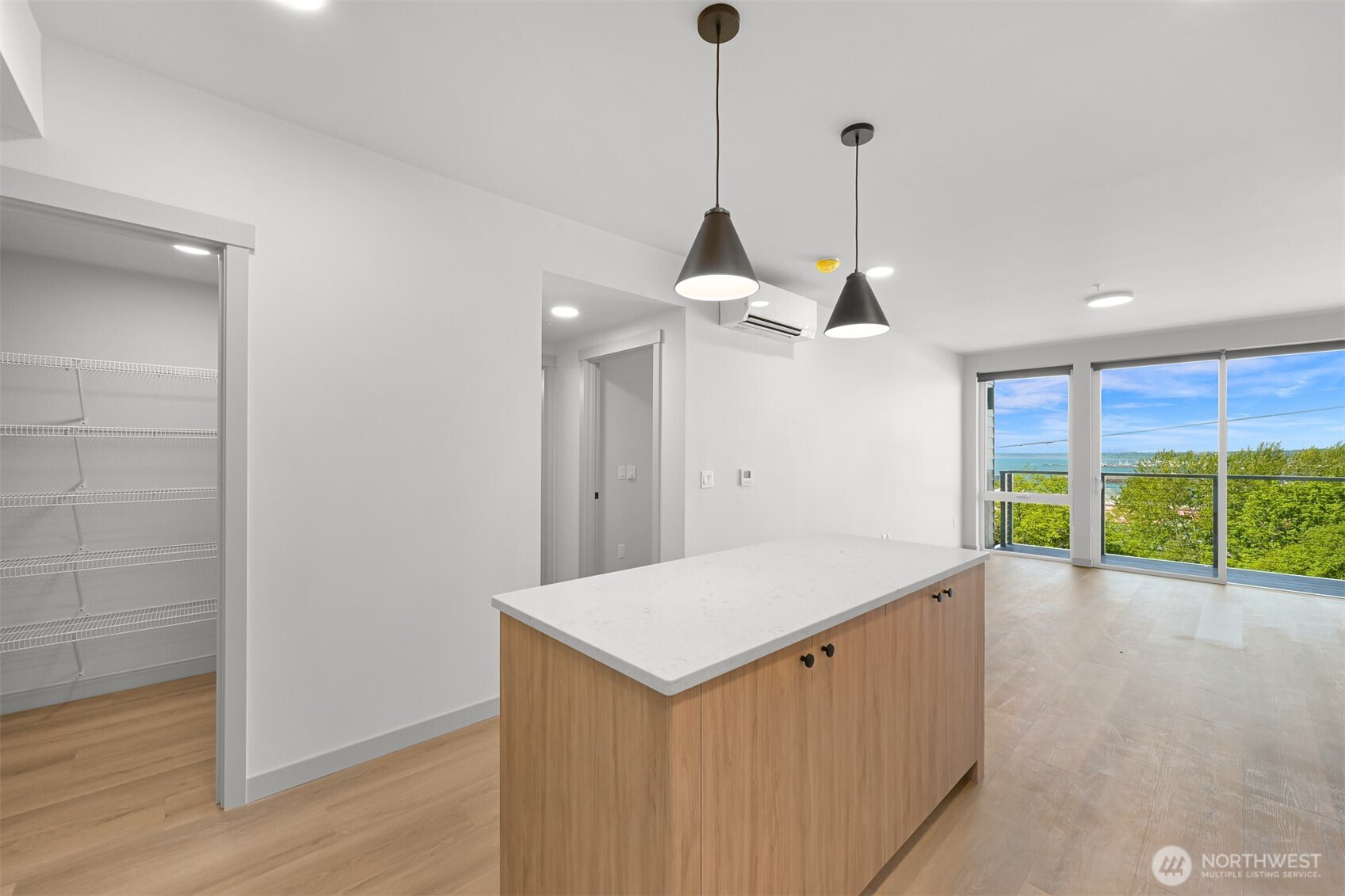 820 N State Street #513, Bellingham, WA 98225
