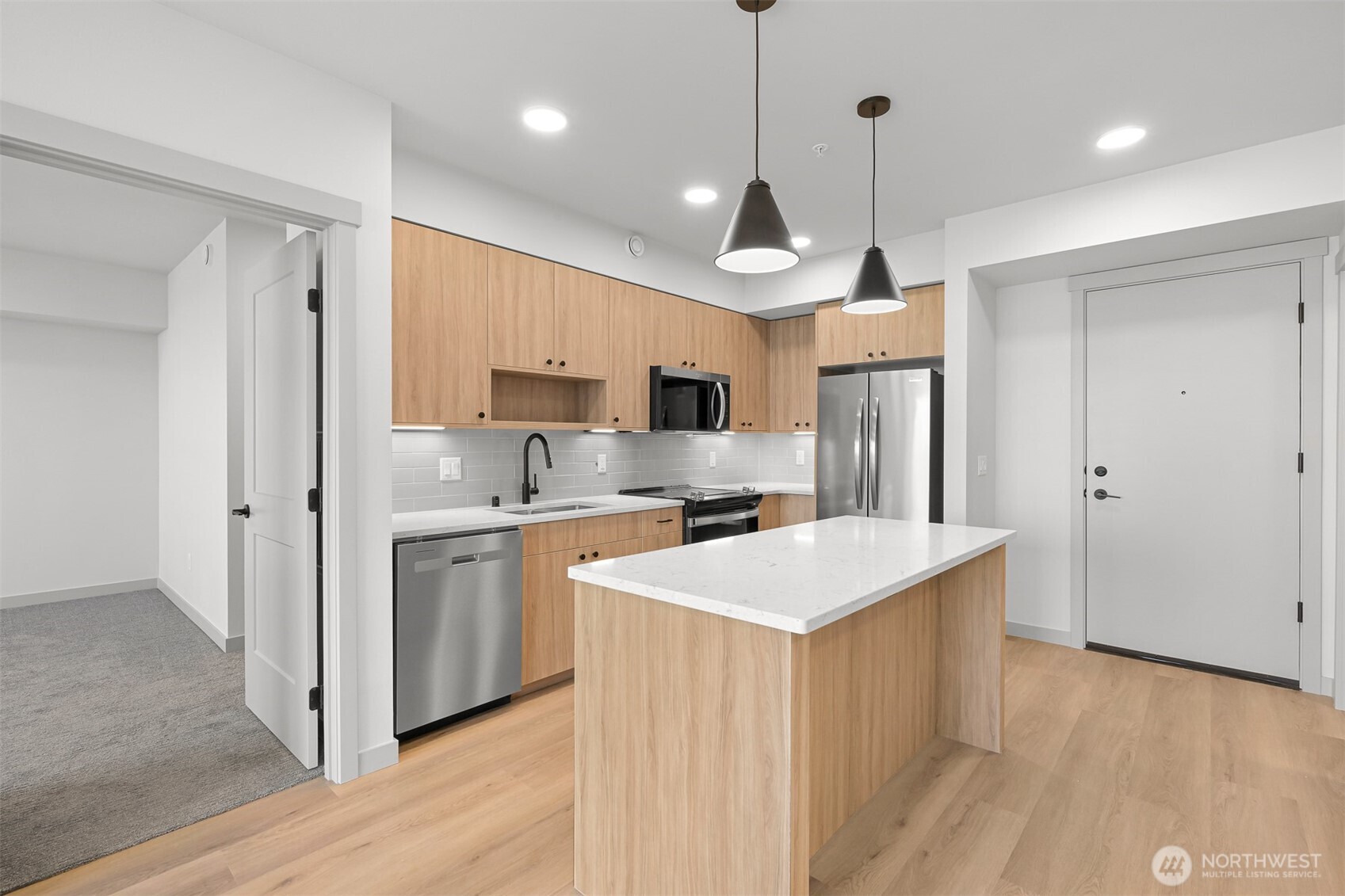 820 N State Street #513, Bellingham, WA 98225