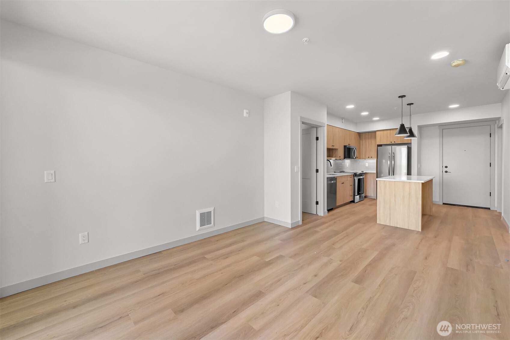 820 N State Street #513, Bellingham, WA 98225