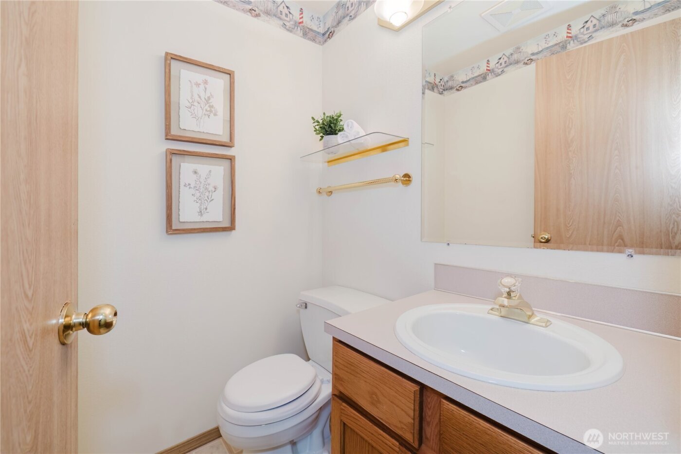 1210 Daniels Avenue , Bremerton, WA 98312