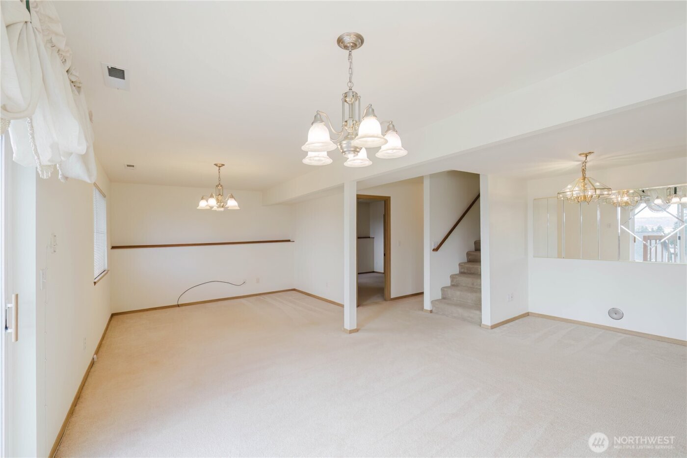 1210 Daniels Avenue , Bremerton, WA 98312