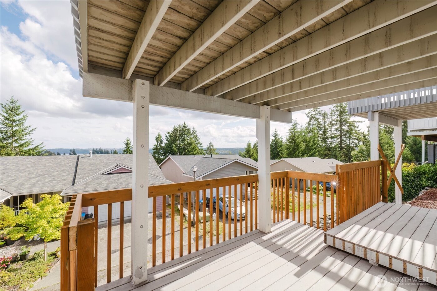 1210 Daniels Avenue , Bremerton, WA 98312