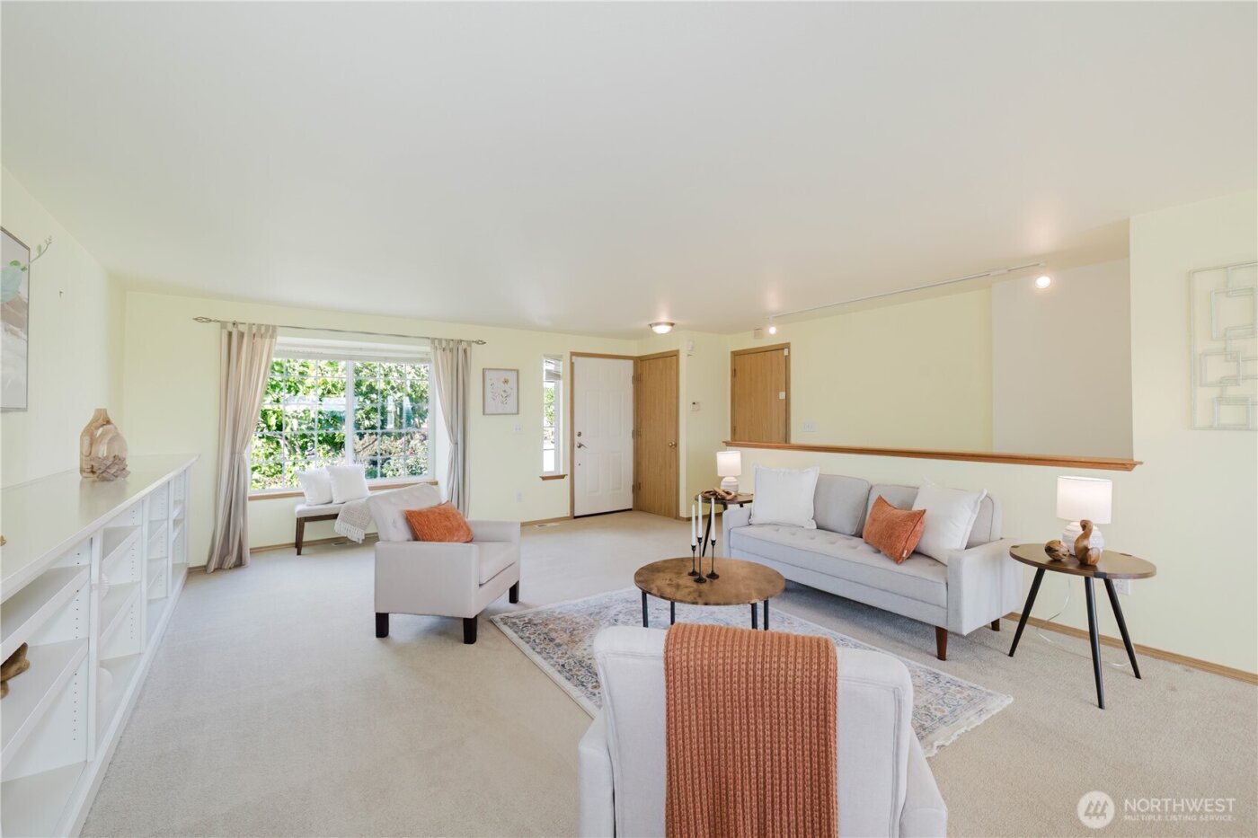 1210 Daniels Avenue , Bremerton, WA 98312