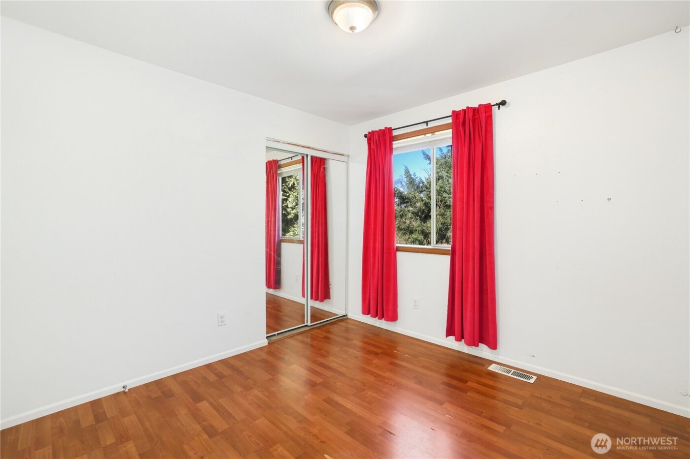 9415 137th Street E, Puyallup, WA 98373