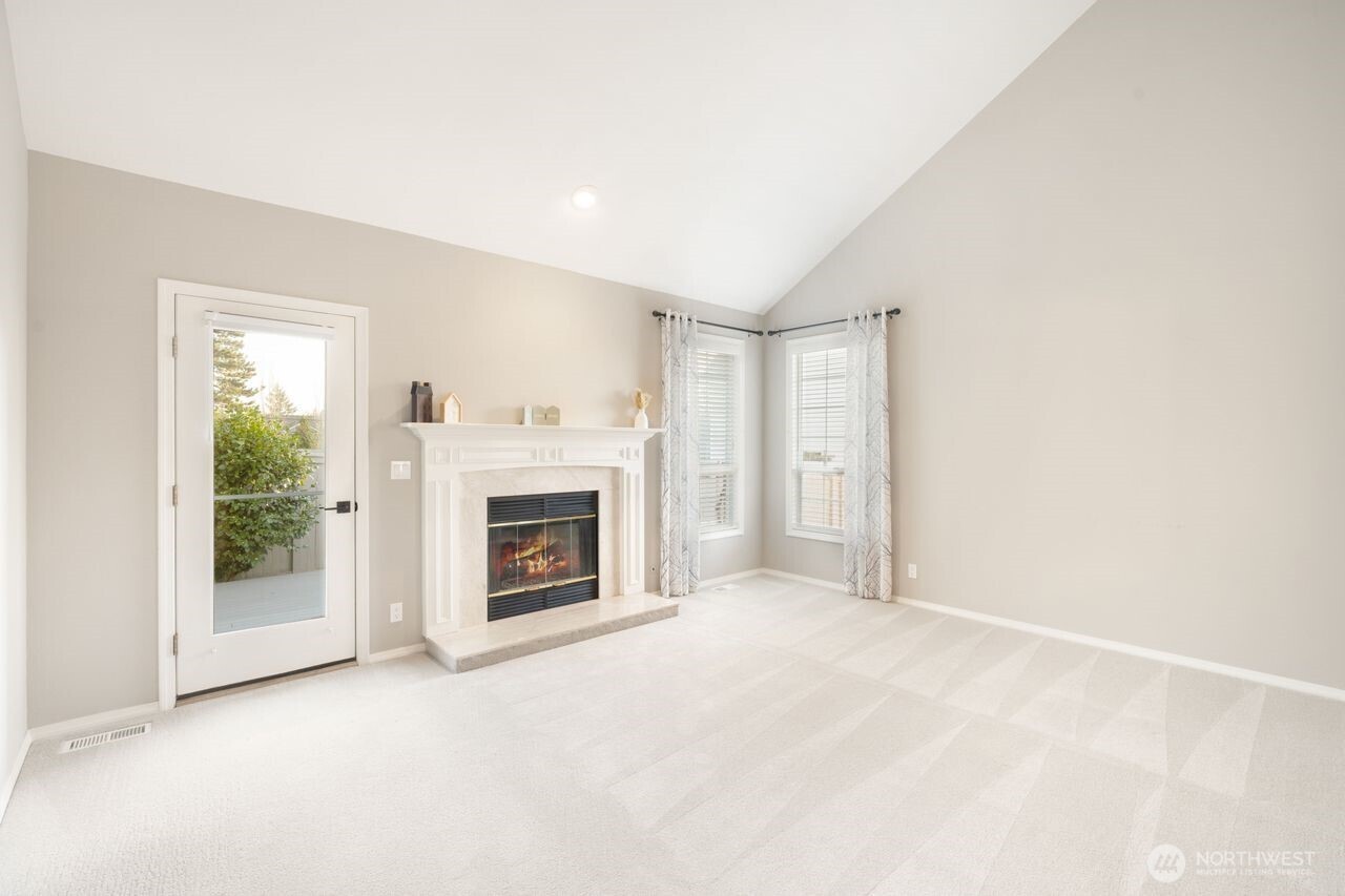 14125 SE 238th Lane , Kent, WA 98042