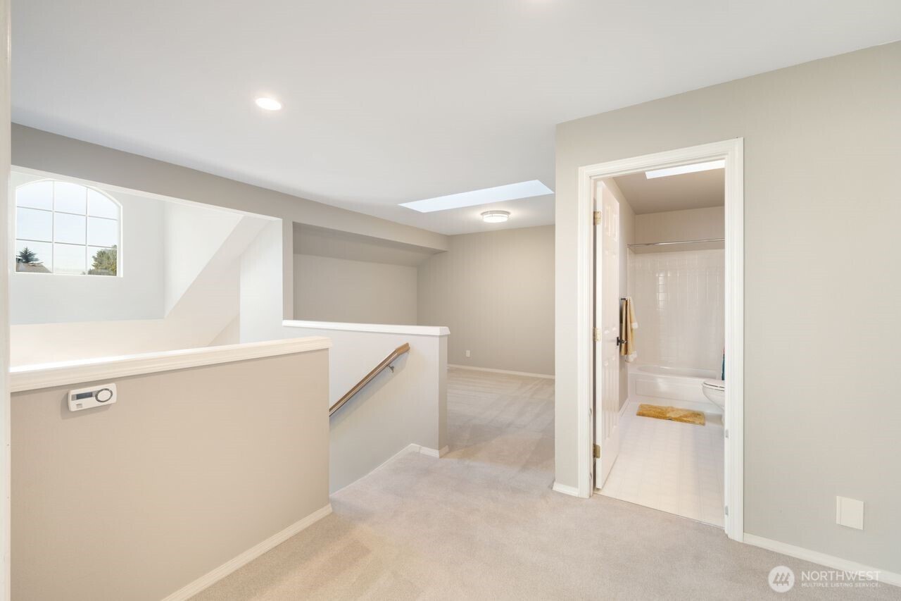 14125 SE 238th Lane , Kent, WA 98042