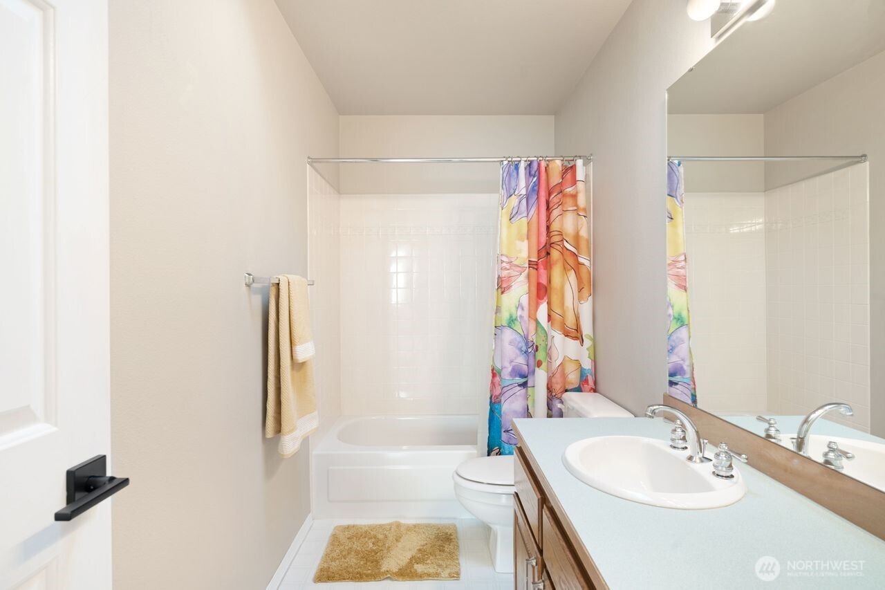 14125 SE 238th Lane , Kent, WA 98042