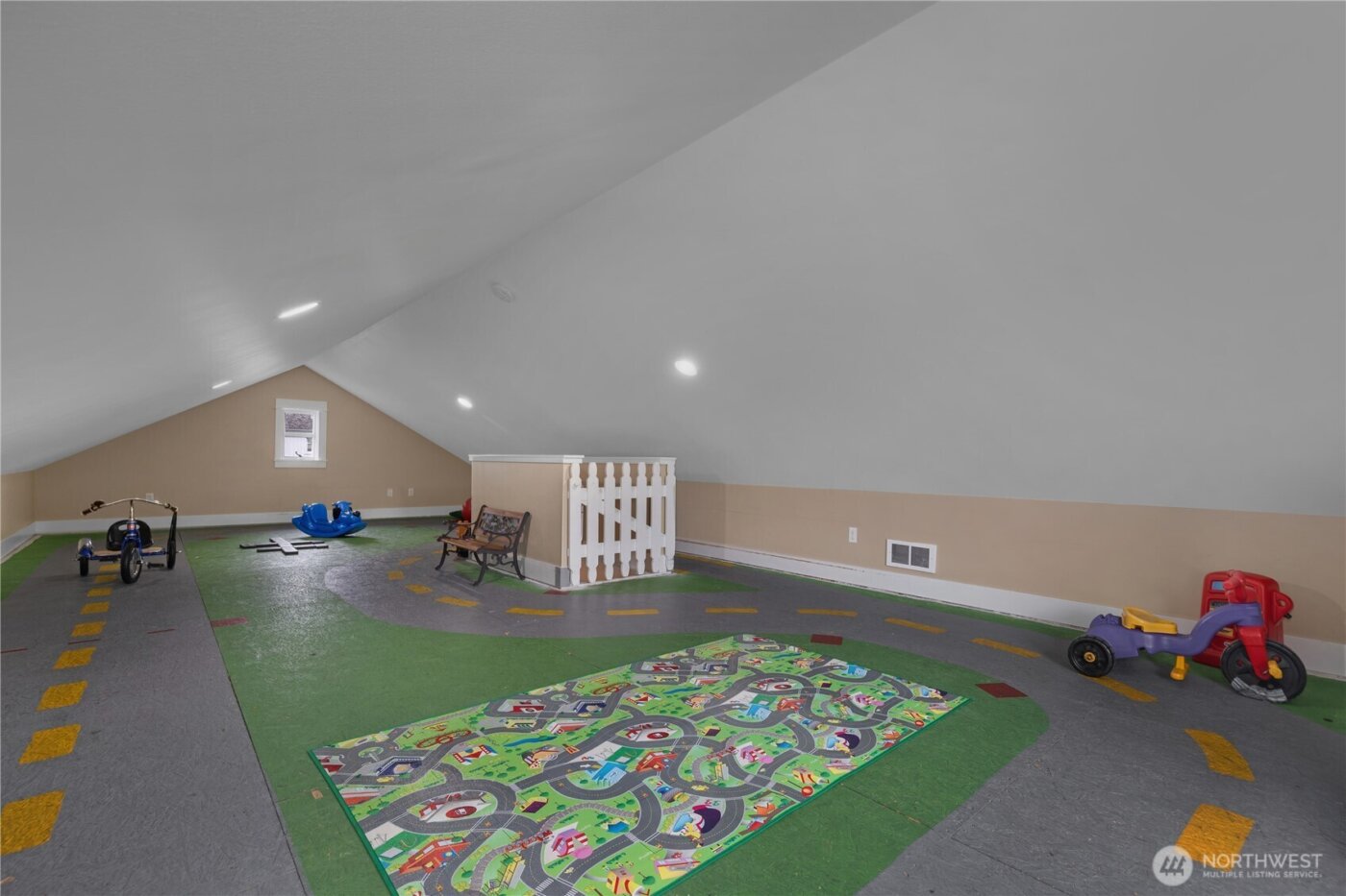 91 Compass Street , Pacific Beach, WA 98571