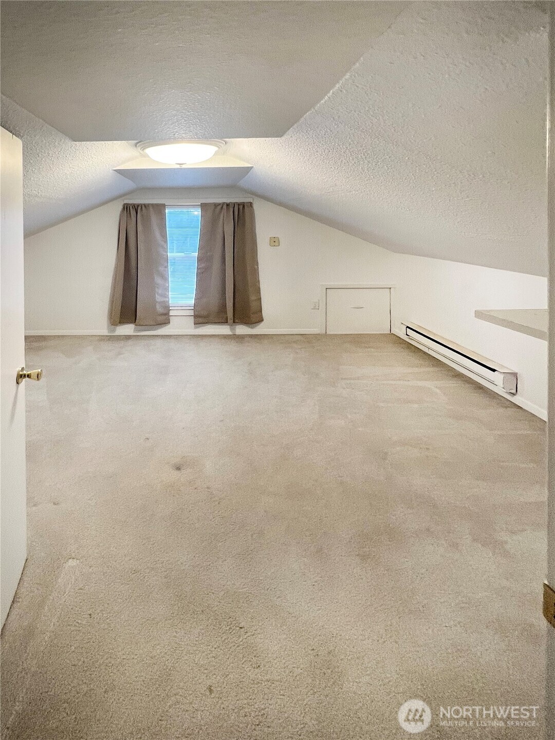 2814 Pioneer Way E, Tacoma, WA 98404