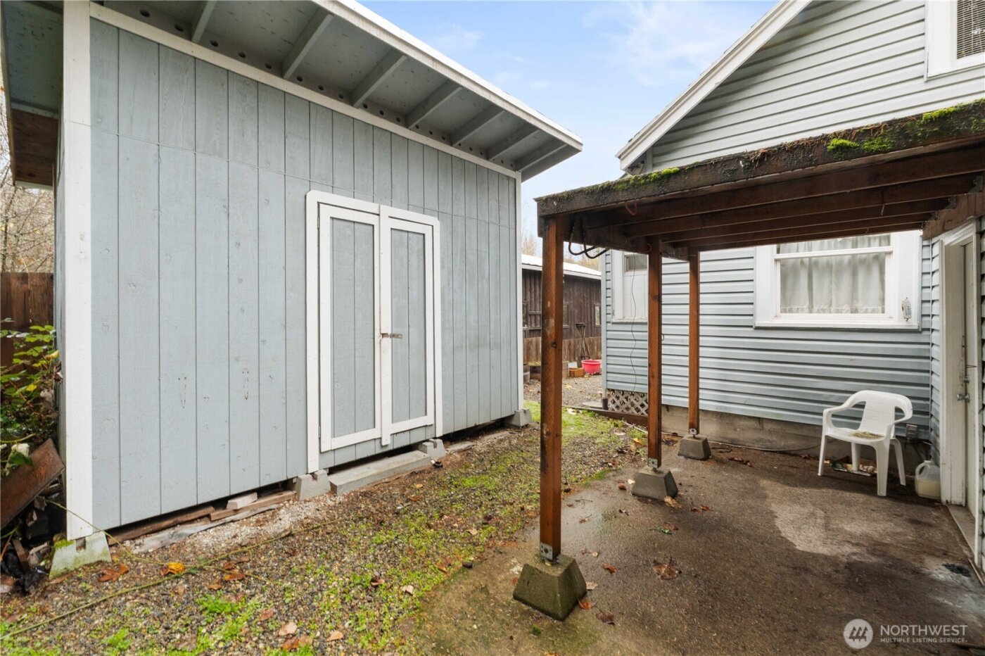 2814 Pioneer Way E, Tacoma, WA 98404