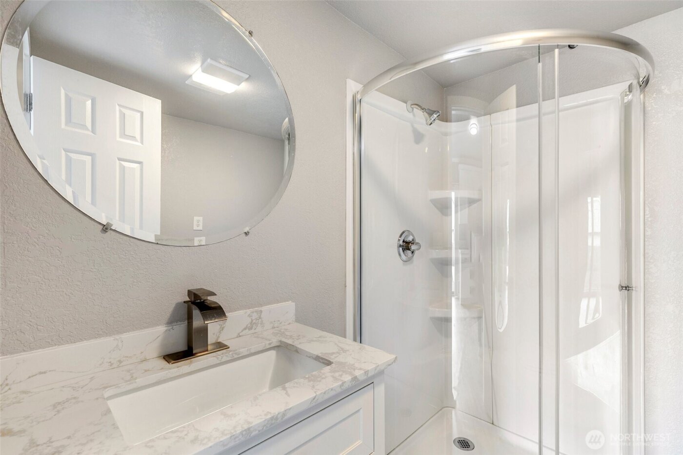 11944 SE 212th Place , Kent, WA 98031