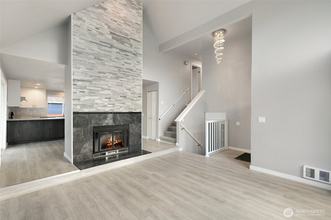 11944 SE 212th Place , Kent, WA 98031