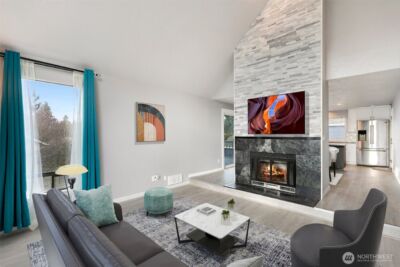 11944 SE 212th Place , Kent, WA 98031 - Photo 4