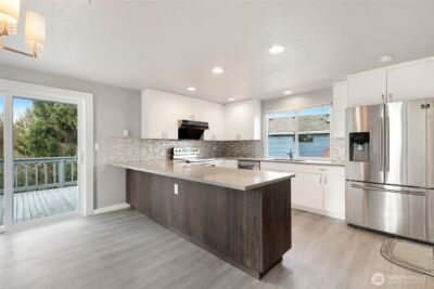 11944 SE 212th Place , Kent, WA 98031 - Photo 7