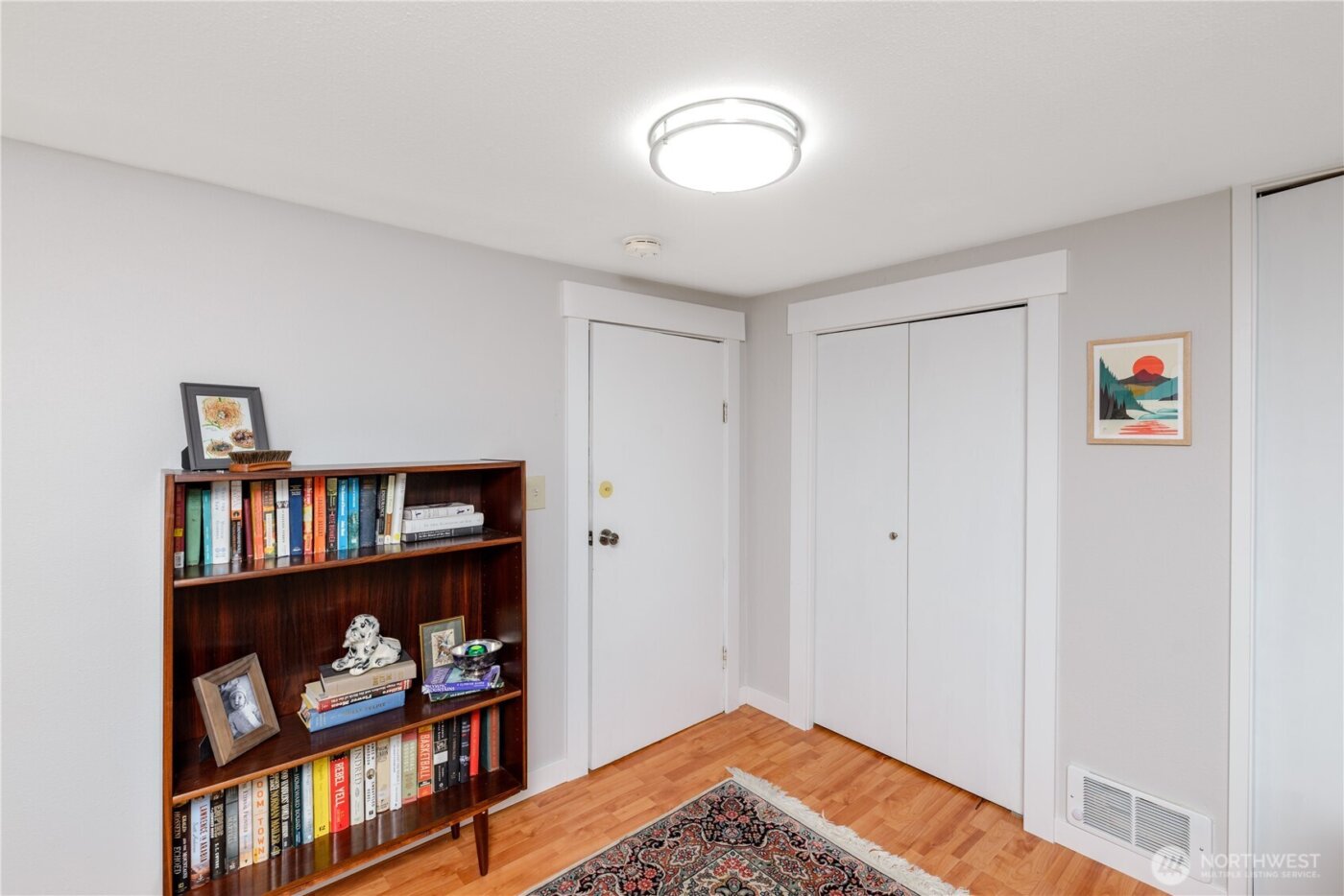 1031 W Glenwood St , Port Angeles, WA 98363