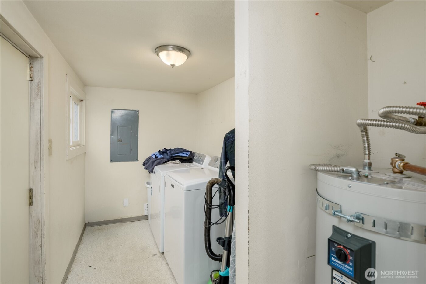 1031 W Glenwood St , Port Angeles, WA 98363