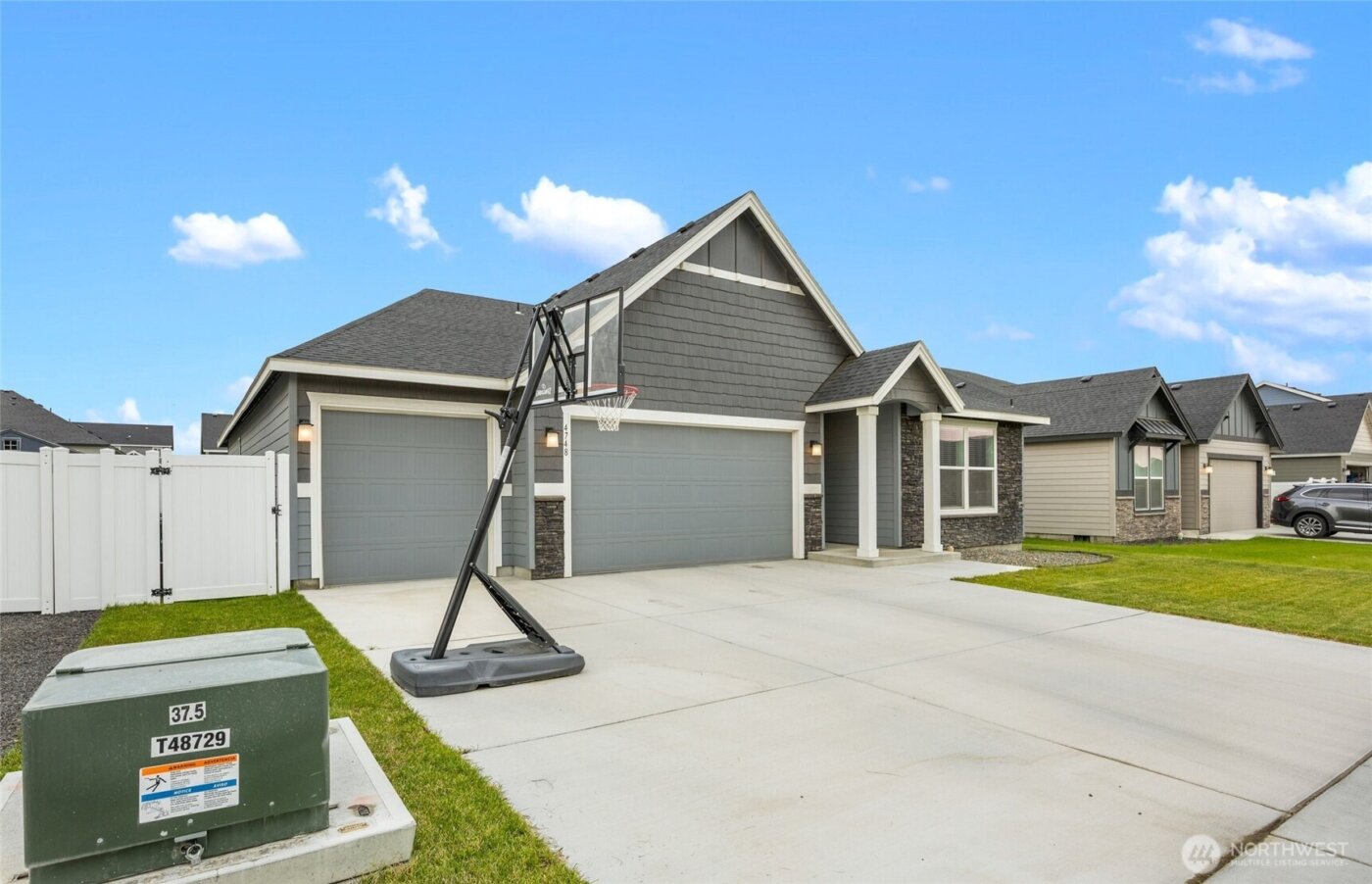 4748 W Wren , Moses Lake, WA 98837