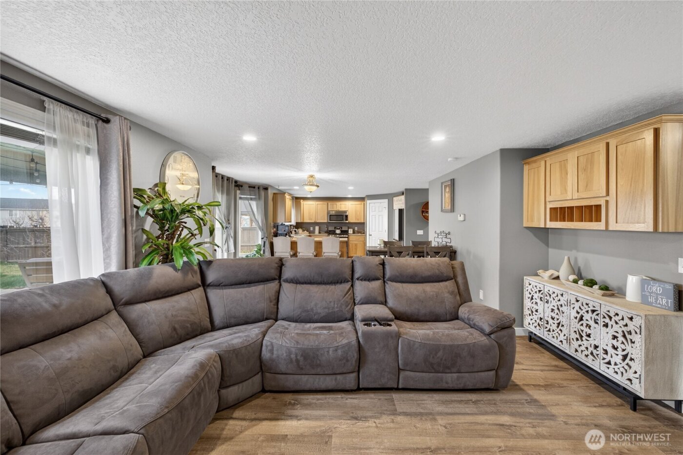 540 S Battery Road , Moses Lake, WA 98837