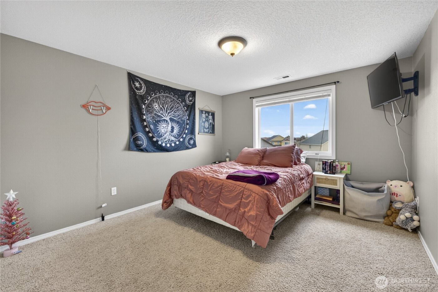 540 S Battery Road , Moses Lake, WA 98837