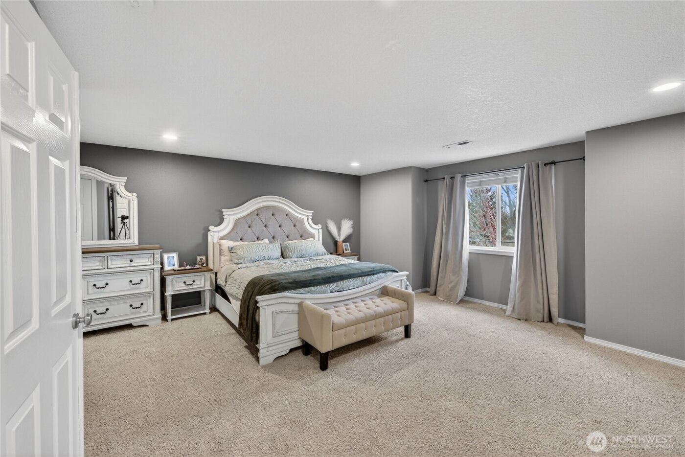 540 S Battery Road , Moses Lake, WA 98837