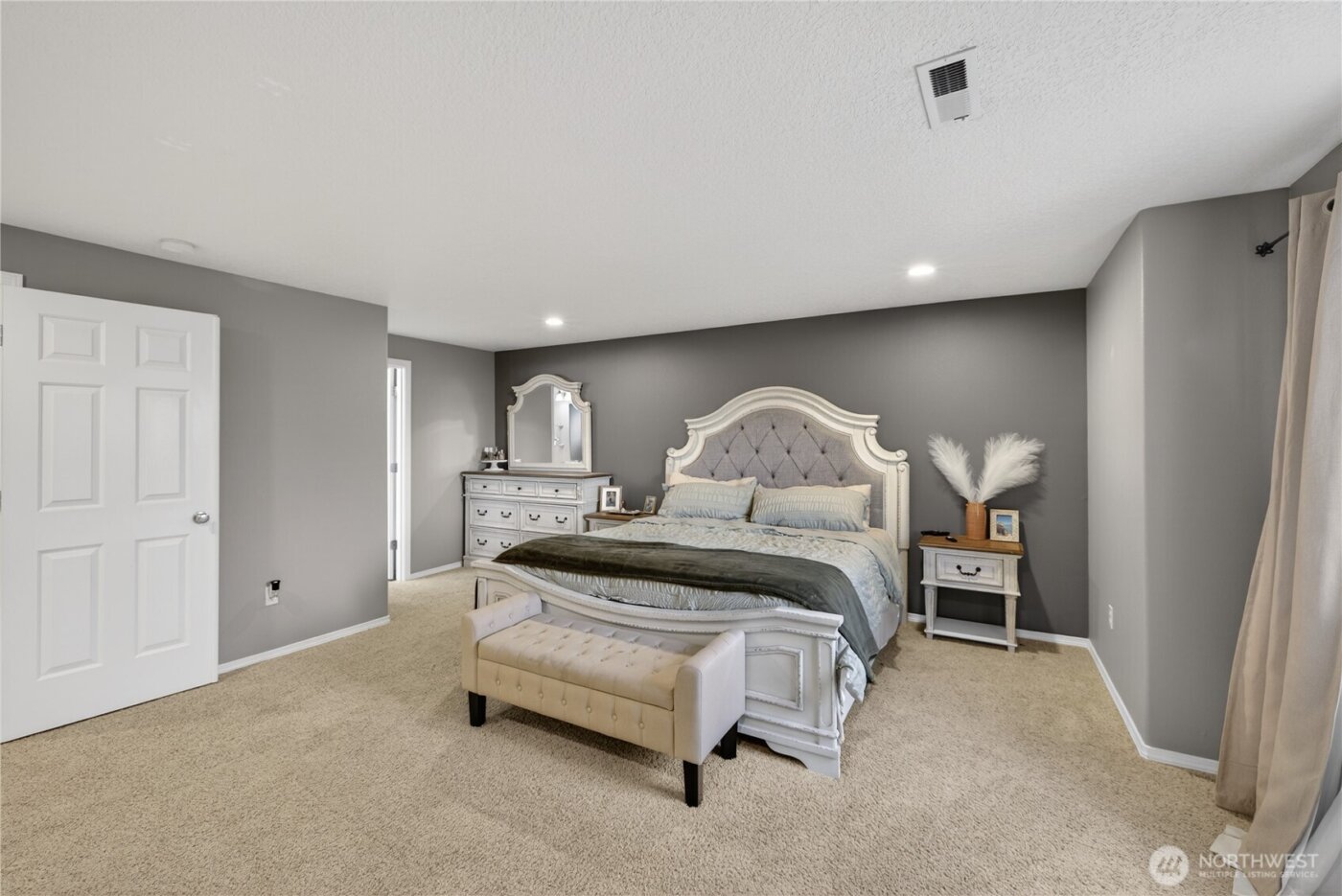 540 S Battery Road , Moses Lake, WA 98837