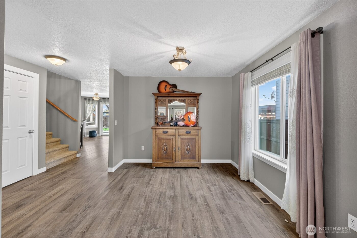 540 S Battery Road , Moses Lake, WA 98837