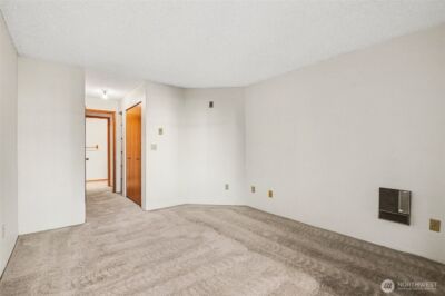 13717 Linden Avenue N #229, Seattle, WA 98133 - Photo 14