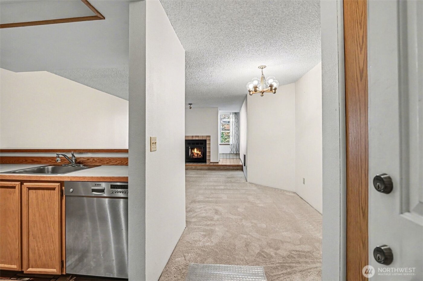 13717 Linden Avenue N #229, Seattle, WA 98133