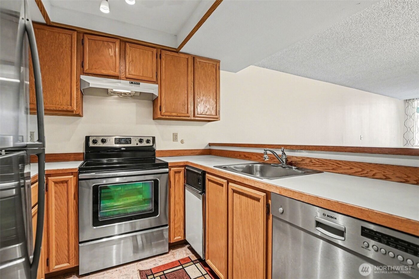 13717 Linden Avenue N #229, Seattle, WA 98133