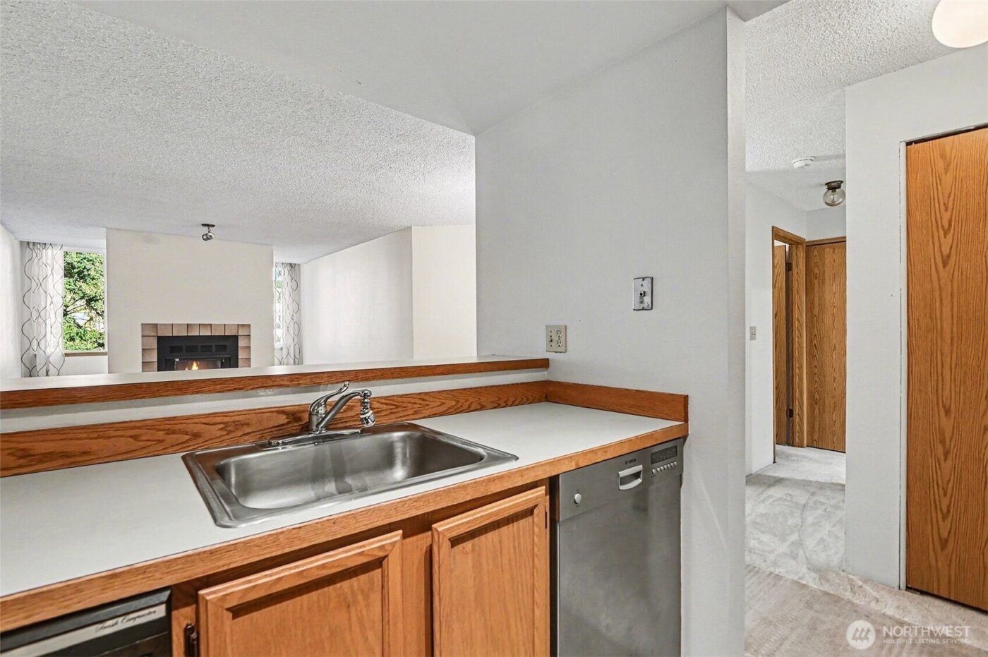 13717 Linden Avenue N #229, Seattle, WA 98133