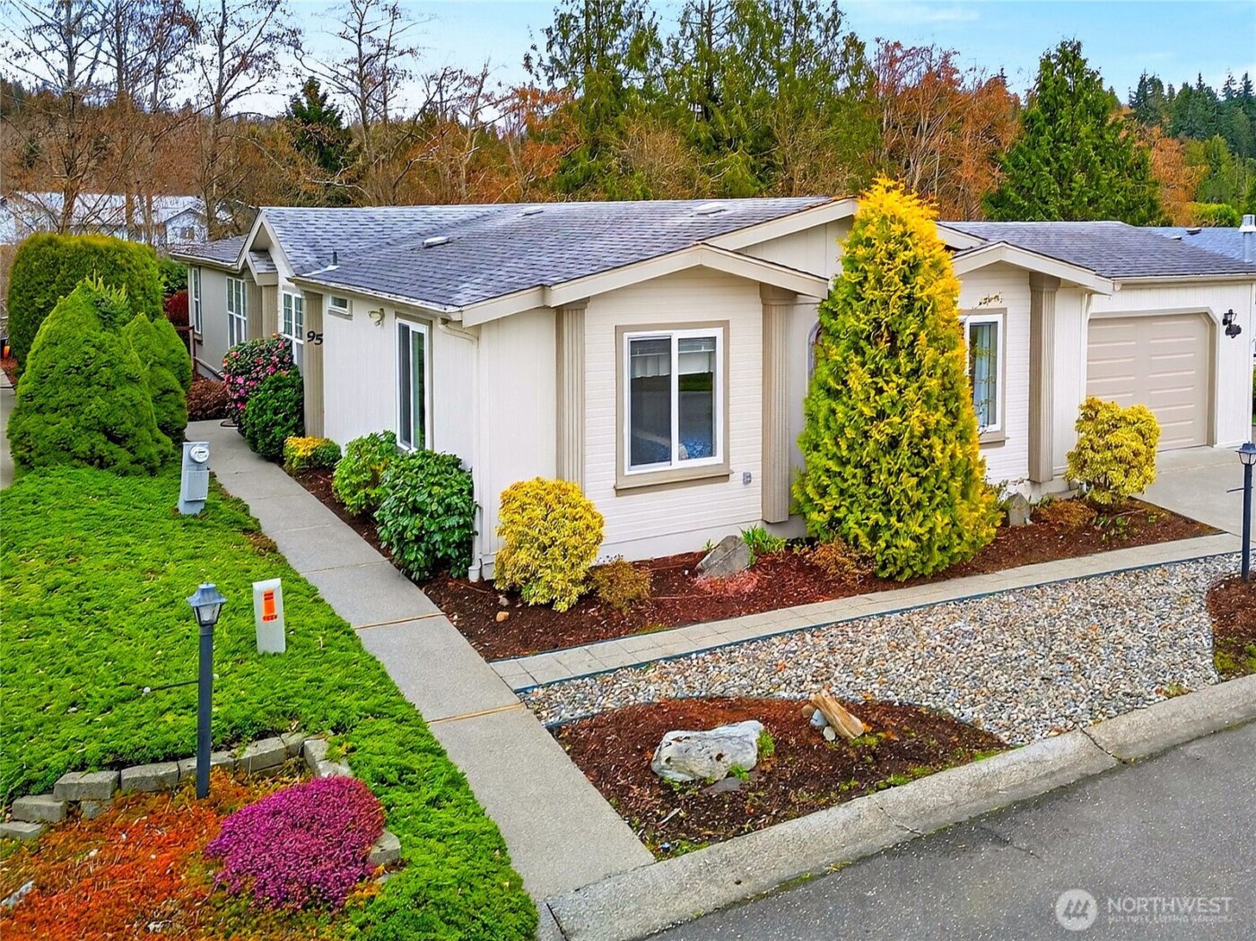 2610 E Section Street #95, Mount Vernon, WA 98274