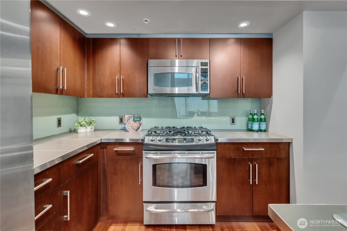 900 Lenora Street #W103, Seattle, WA 98121