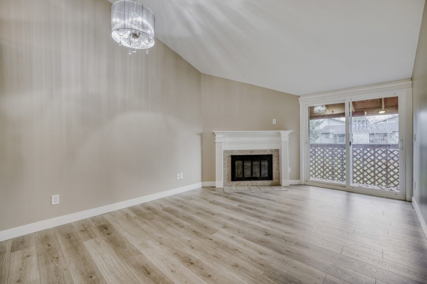 3402 I Street NE #H202, Auburn, WA 98002