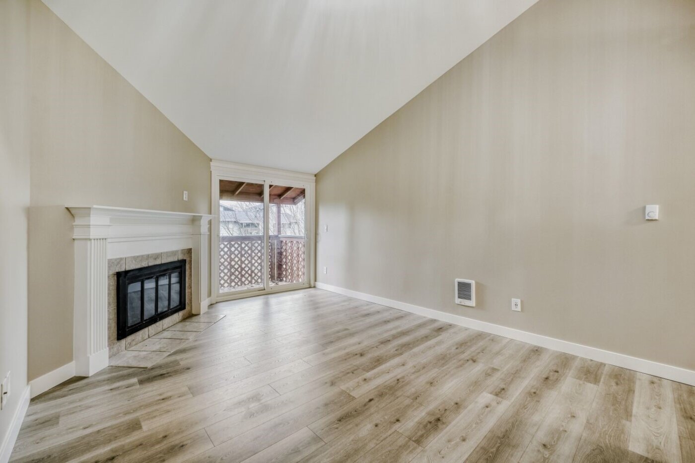 3402 I Street NE #H202, Auburn, WA 98002