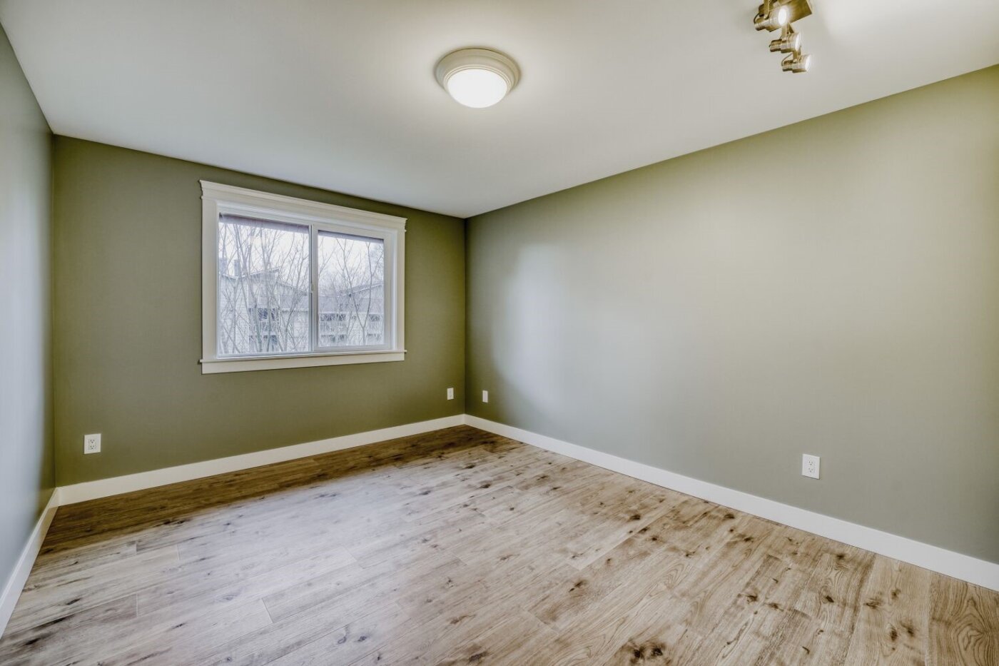 3402 I Street NE #H202, Auburn, WA 98002