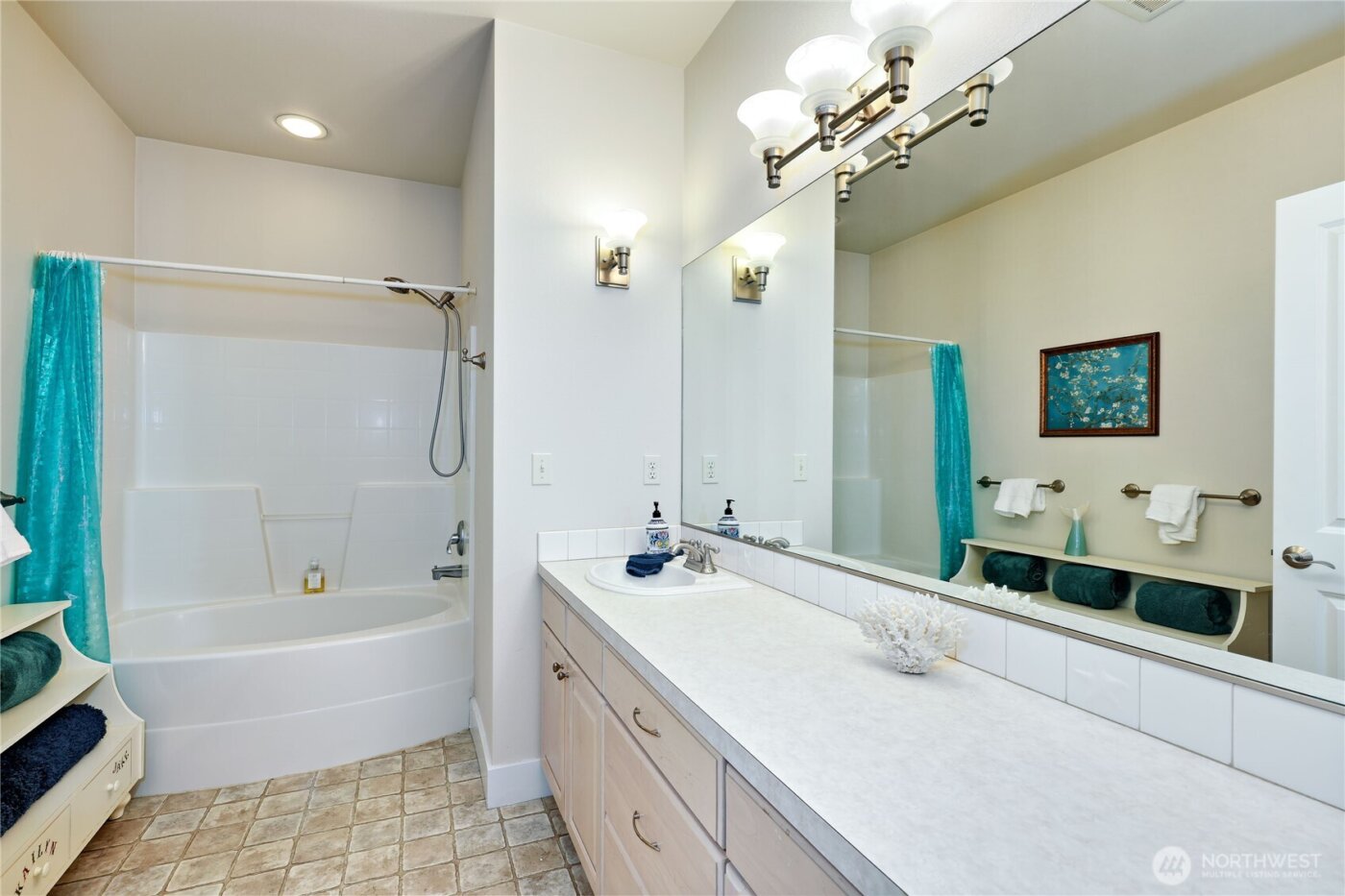 124 Hoods View Court , Port Ludlow, WA 98365