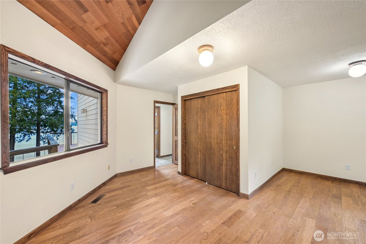 3838 S Bay Drive , Sedro Woolley, WA 98284
