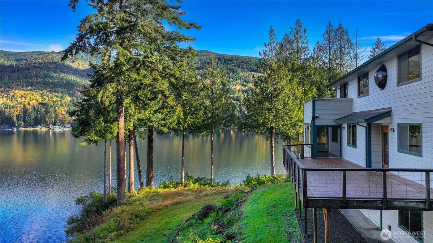 3838 S Bay Drive , Sedro Woolley, WA 98284