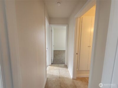 131 S 64th Street , Tacoma, WA 98408 - Photo 14