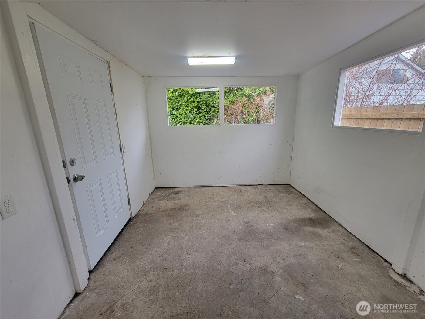 131 S 64th Street , Tacoma, WA 98408