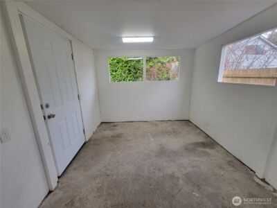 131 S 64th Street , Tacoma, WA 98408 - Photo 17