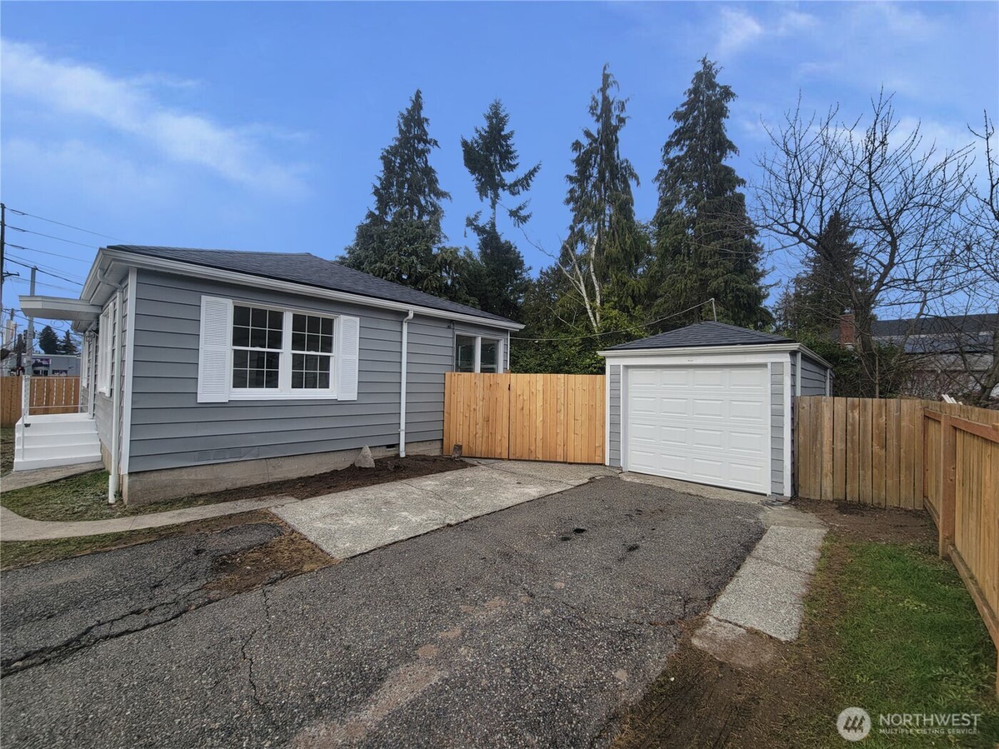 131 S 64th Street , Tacoma, WA 98408