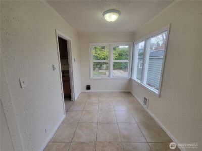 131 S 64th Street , Tacoma, WA 98408 - Photo 7