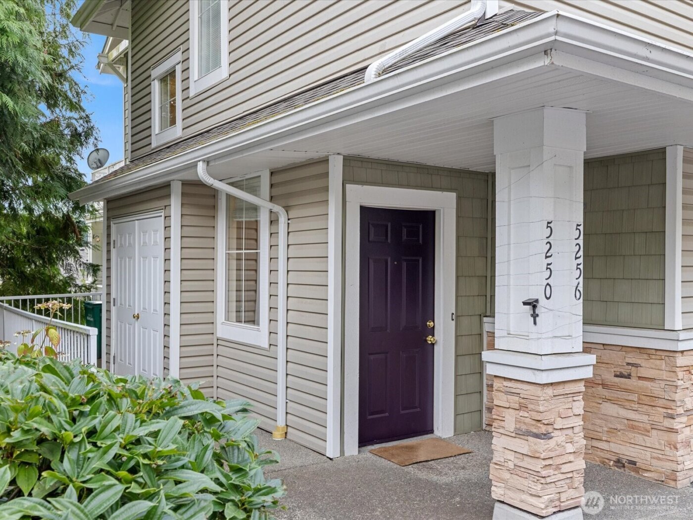 5256 236th Place SE #24-3, Issaquah, WA 98029